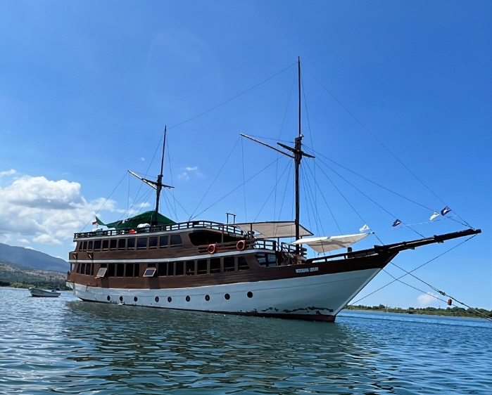Meccadina Cruise